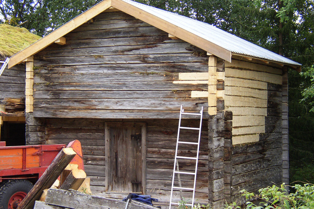 Renovering av timmerhus i Funäsdalen utförd av Gamla Trähus